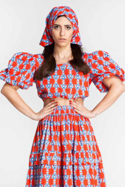 SKYPHOS printed crop top by Melitta in Amforeas Red with puff sleeves and ornamental pattern
