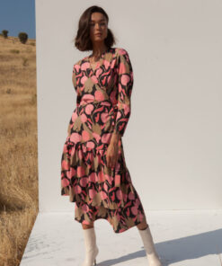 mallory flory pink floral wrap dress outdoor photoshoot for igo project