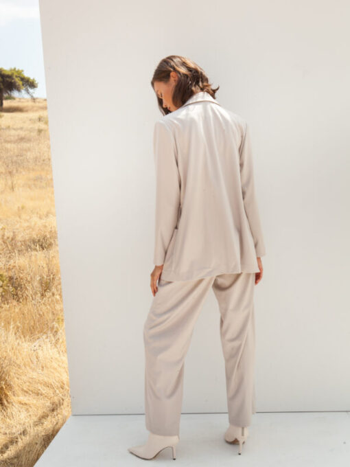 Morena Ice White Blazer back view – Mallory The Label at IGO Project