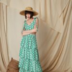 Woman wearing Linaria Skirt round green print by Melitta styled summer look