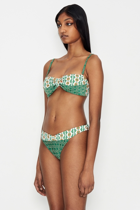 nadia_rapti_21_2_239373_1