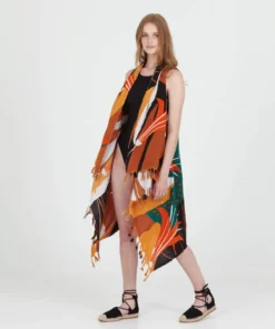 LILIUM Pareo Vest by Cleo Gatzeli full look