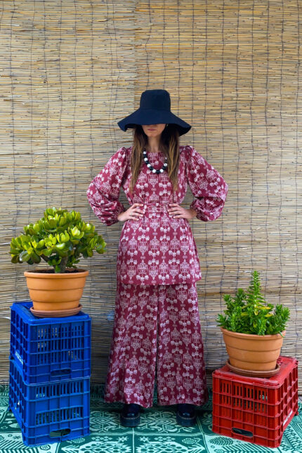 Agiasos Mini Dress bordeaux vase print by Melitta styled summer look