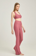 Aθλητικό κολάν SOFT TOUCH με τελείωμα καμπάνα (σάπιο μήλο)