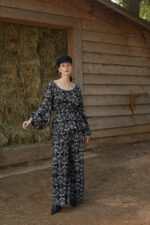 Zeus printed pants by Melitta in black vase ornamental print